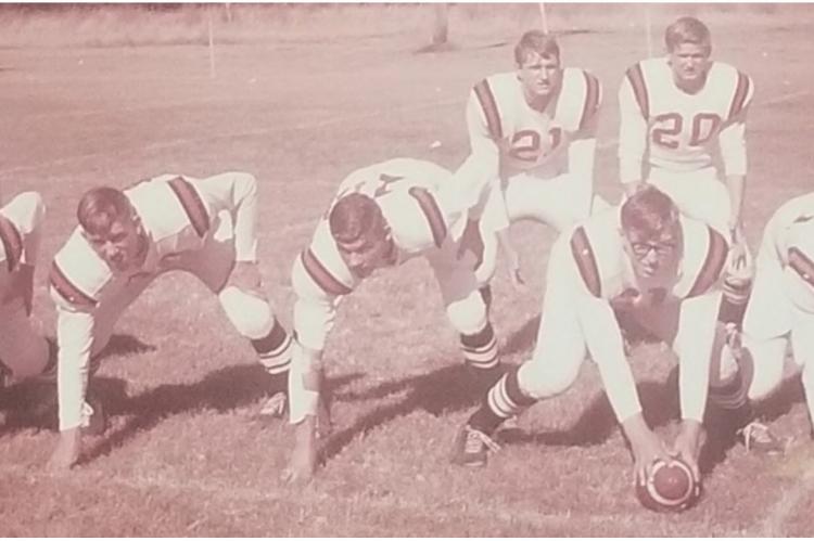 Indianola’s 1966 8-man team in tlieir single-wing formation with Liess at quarterback.